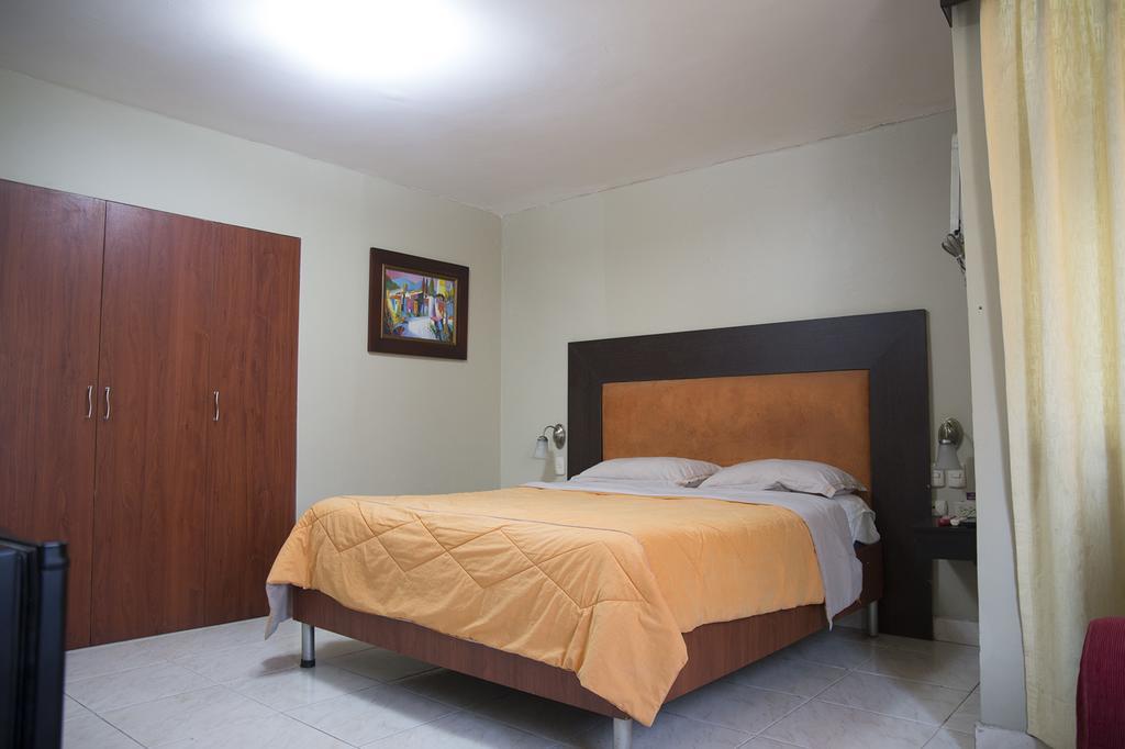 Tropical Inn Hotel Guayaquil Luaran gambar